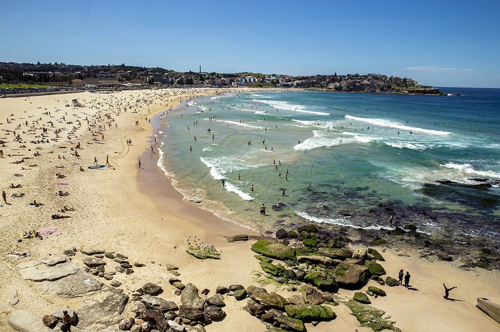 Bondi beach before COVID-19.